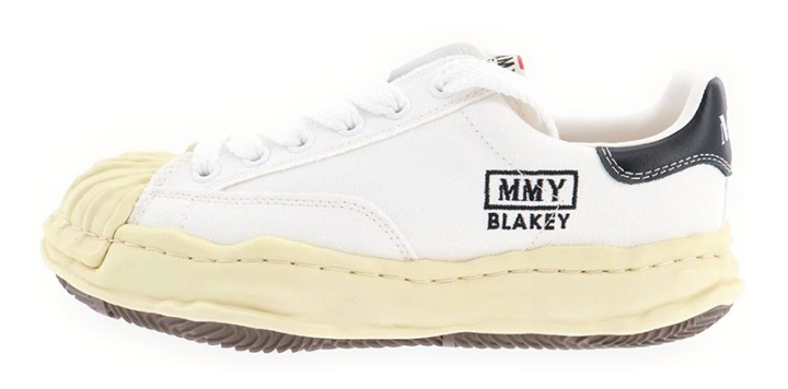 ミハラヤスヒロの偽物見分け方！ブレイキーはインソールやシュータンに