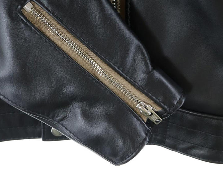 ルイスレザーズの正規品に見られる均一で美しいステッチの縫製。