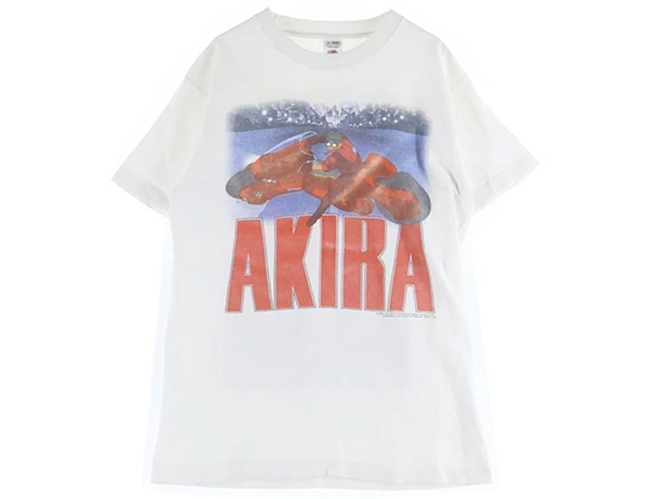 世界的に高騰している映画『AKIRA（アキラ）』の金田とバイクが描かれた、80年代後半から90年代のヴィンテージTシャツ。